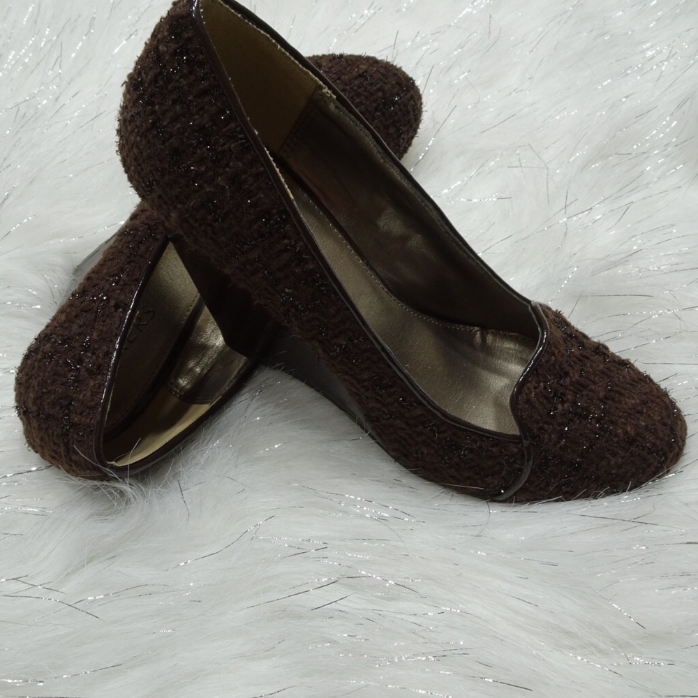 Bakers Brown Tweed Wedges Size 8.5